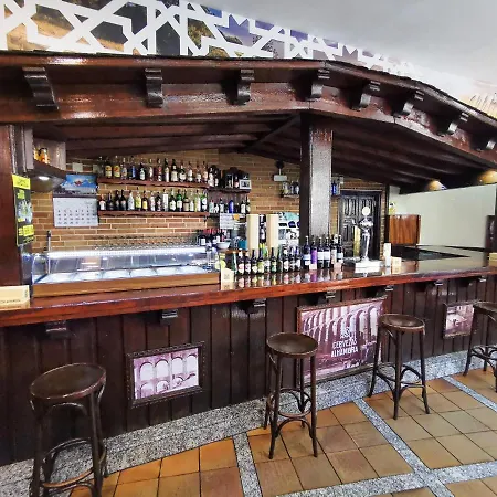Bar El Gato Del Acueducto 2*