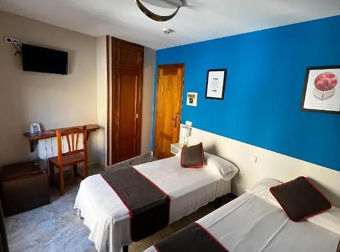 Гостевой дом Bar El Gato Del Acueducto 2*