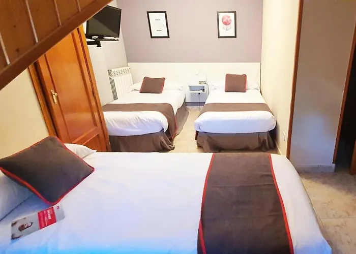 Гостевой дом Bar El Gato Del Acueducto Сеговия