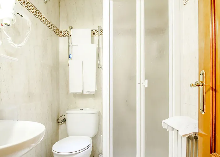 Bar El Gato Del Acueducto Сеговия