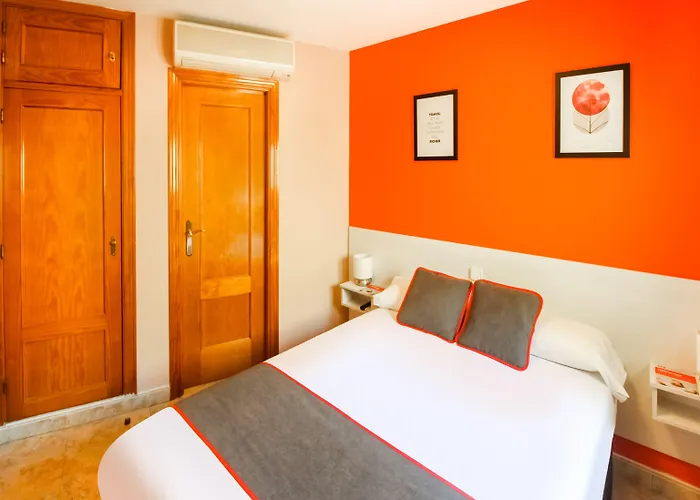 Гостевой дом Bar El Gato Del Acueducto Сеговия